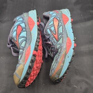 Brooks Blue‎ and Red Athletic Shoes